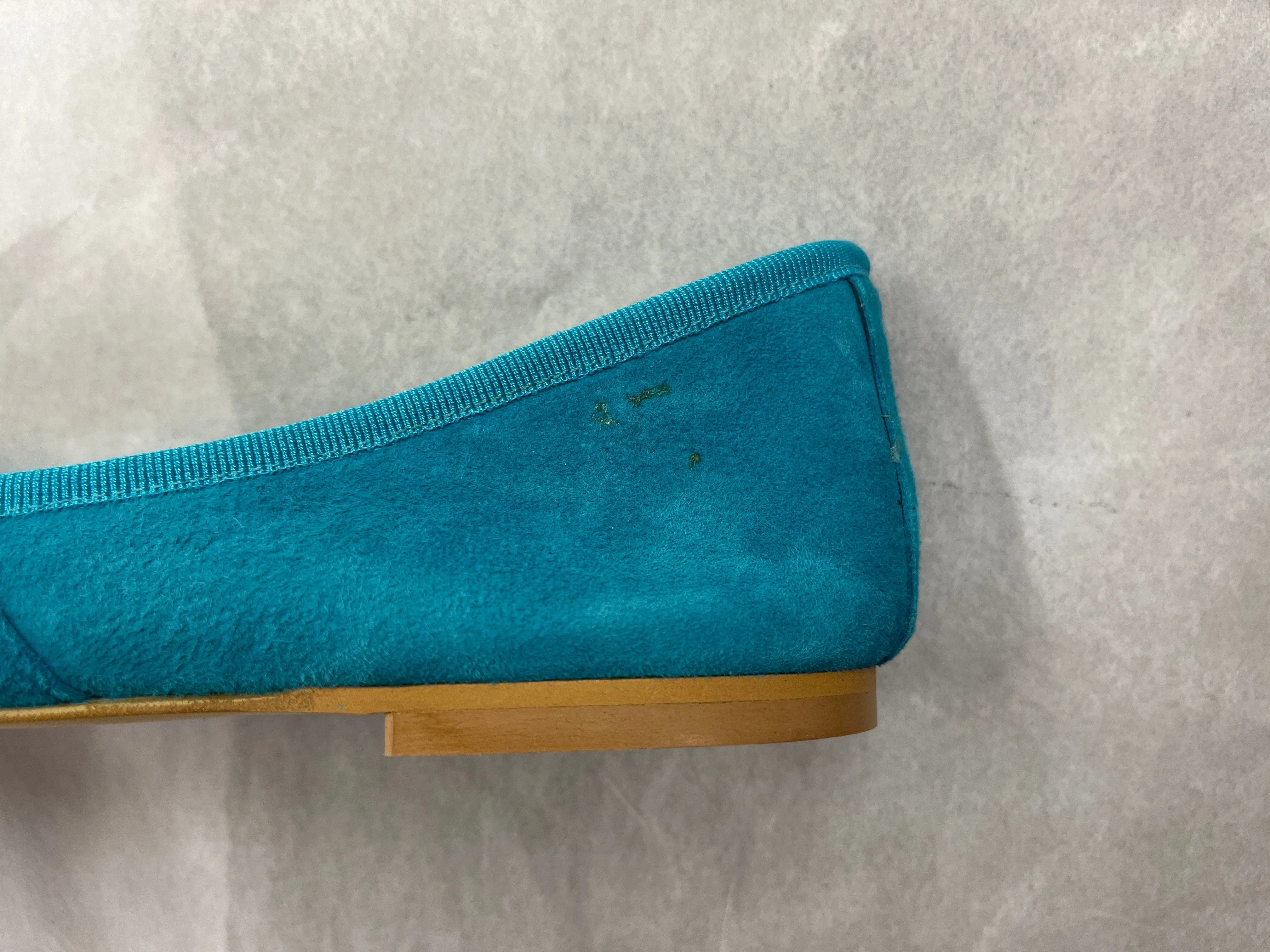 DANIELA FARGION Aqua Suede Ballerina Flats - 8