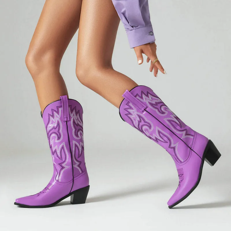 Embroidery cowboy boots under the knee