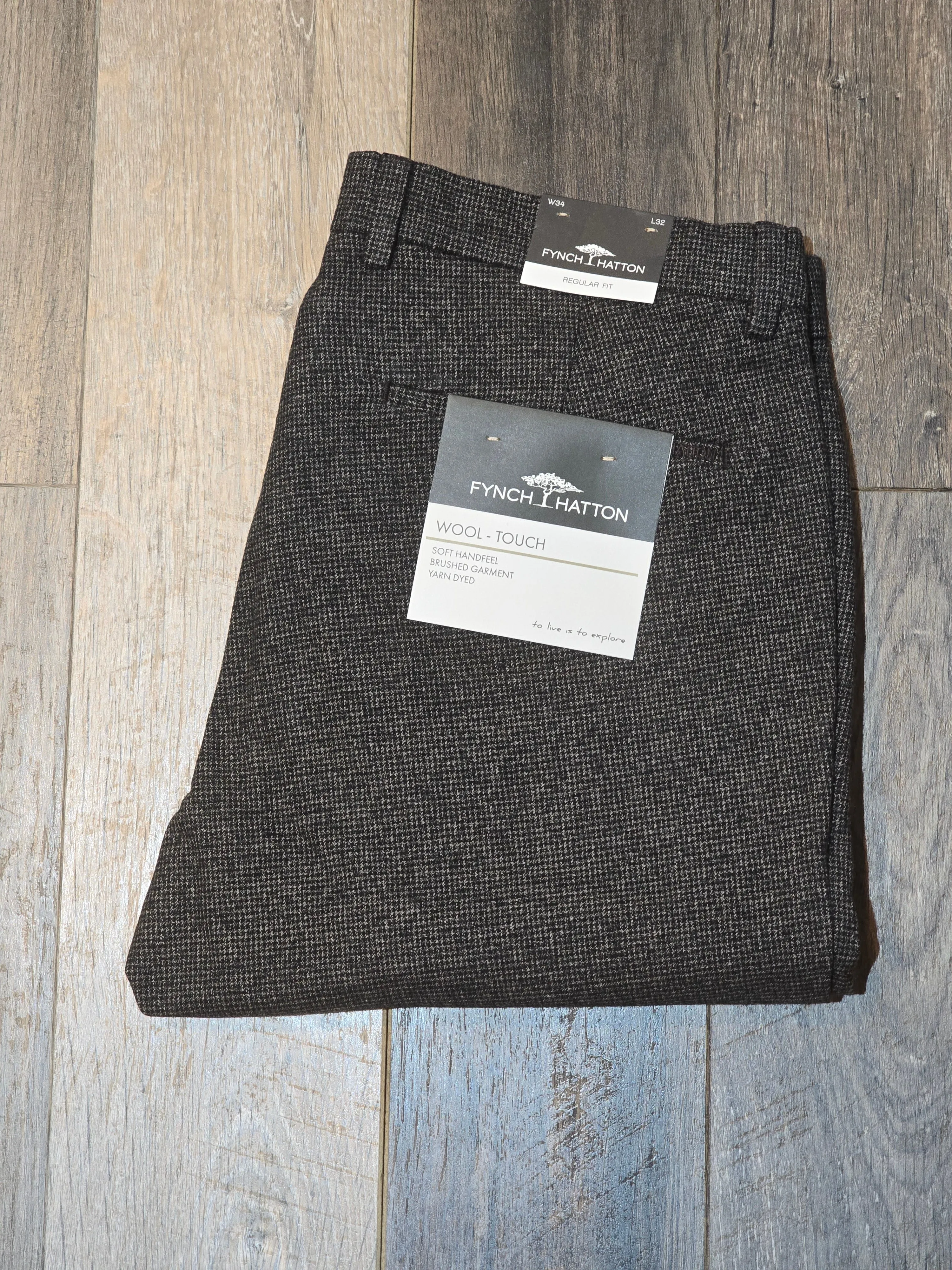 FYNCH-HATTON REGULAR FIT WOOL LOOK CHINOS