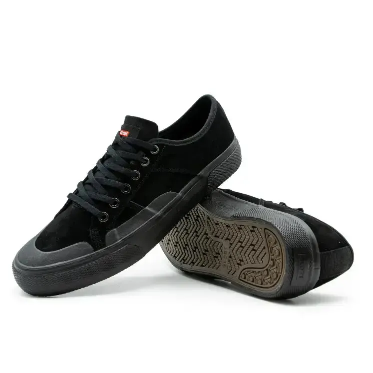 Globe Surplus Shoes - Black/Wolverine