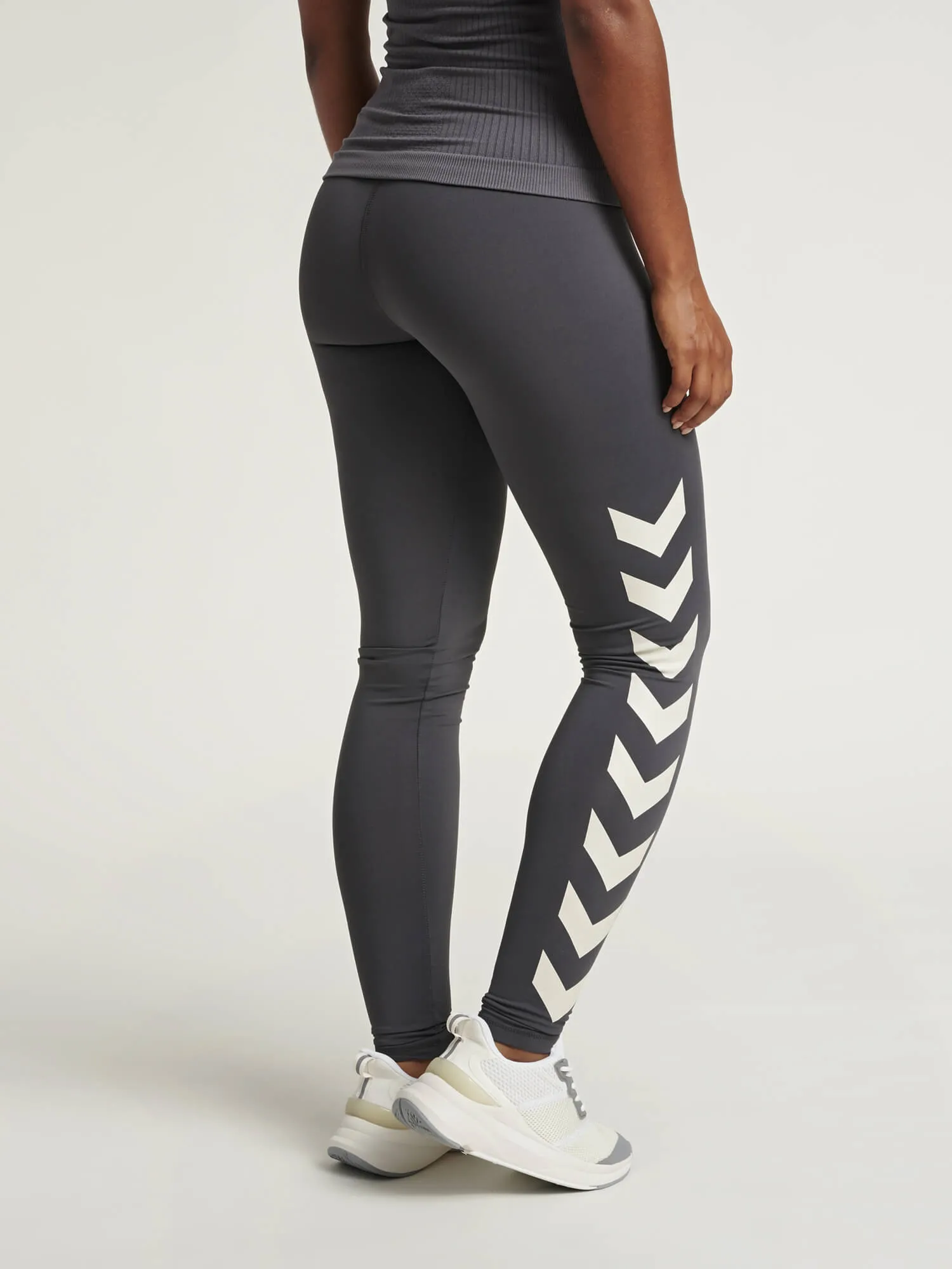 Lily Slim Fit Poly Elastane Tights