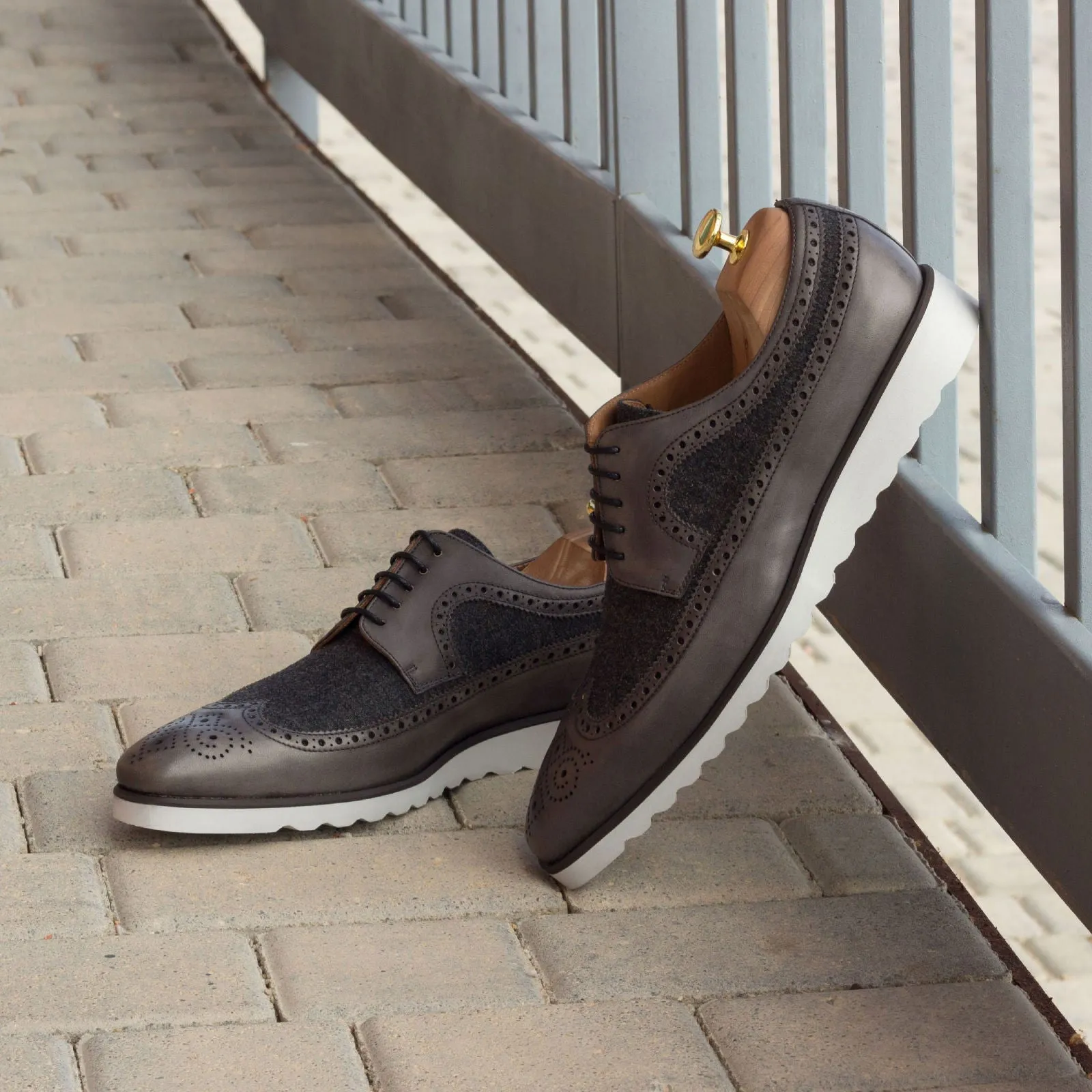 Men's Longwing Blucher Leather Shoes Wide Grey 2787