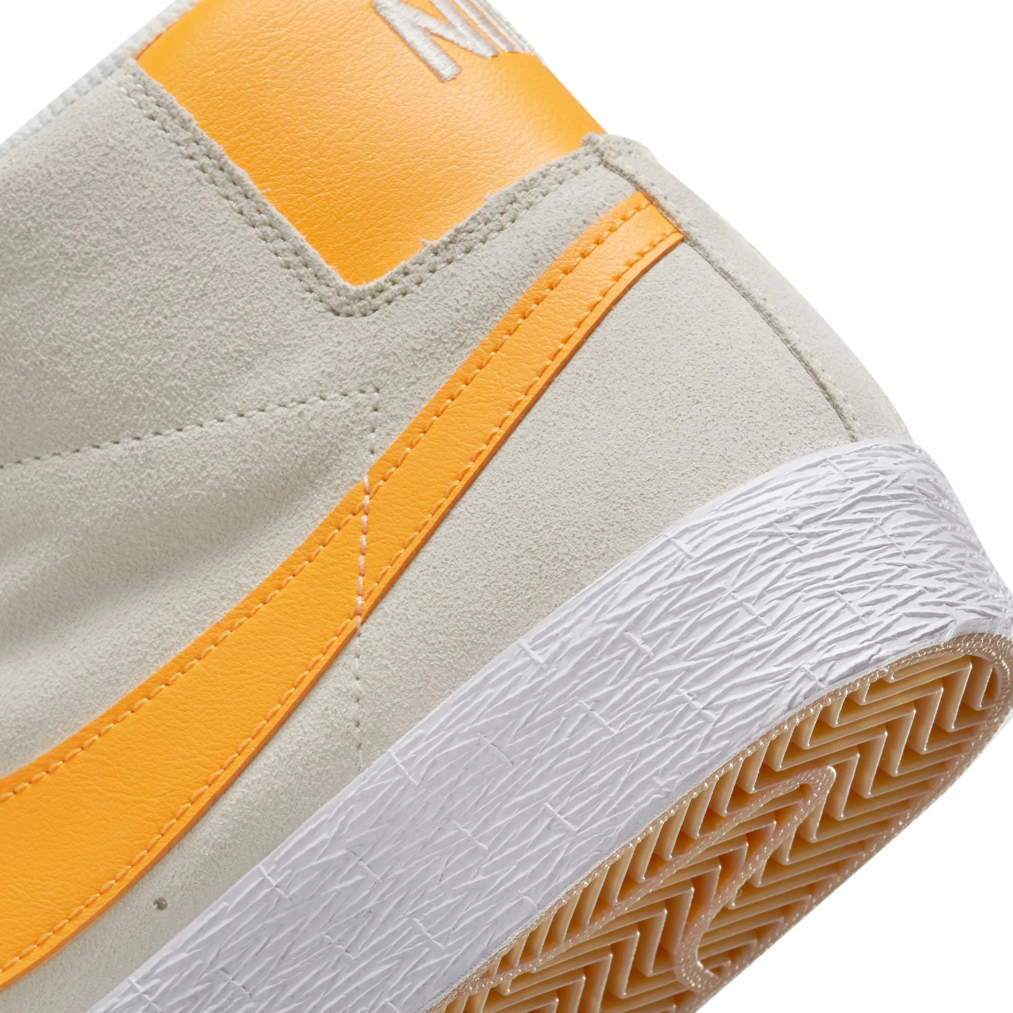Nike SB Blazer Mid Skate Shoe - Summit White/Laser Orange-Summit White