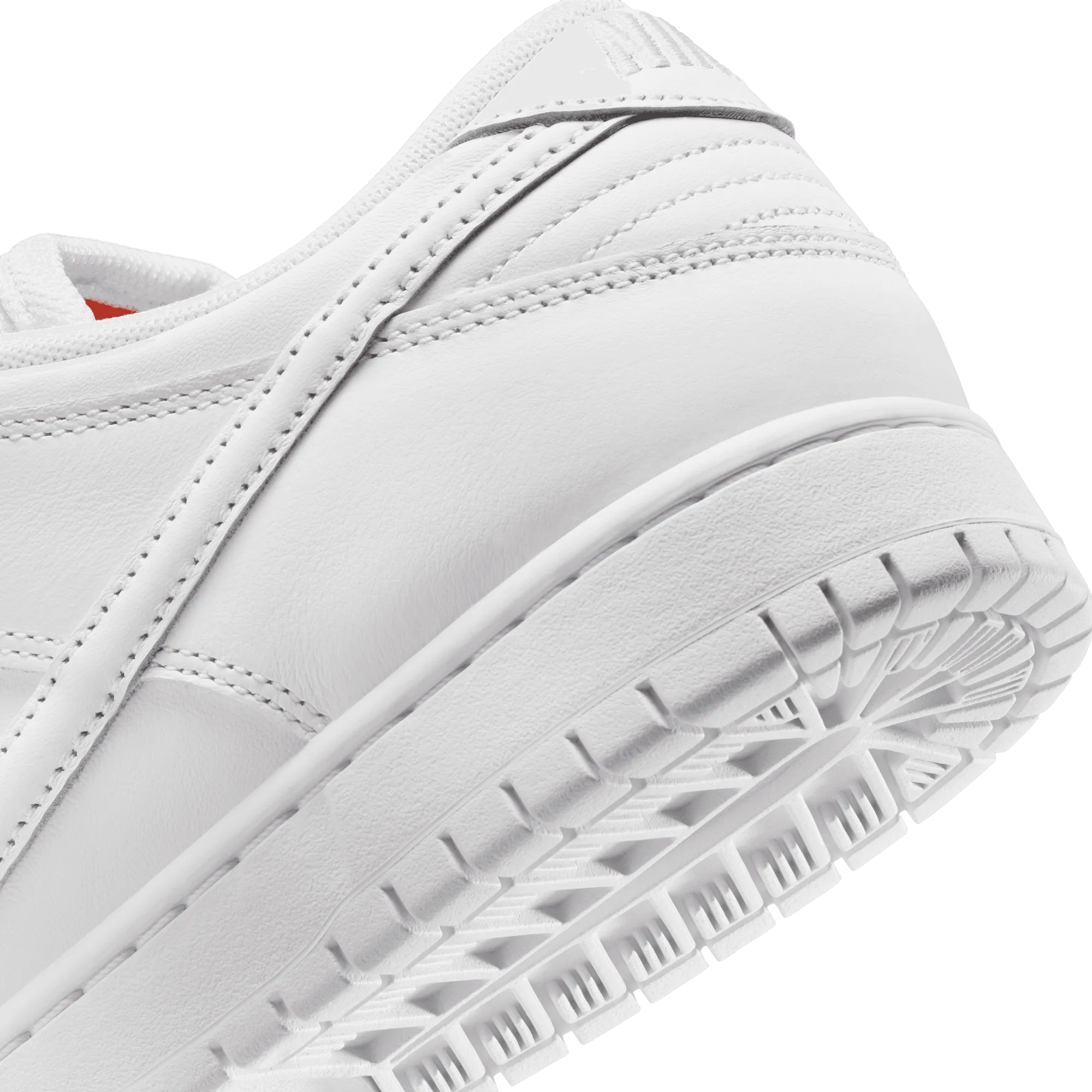 Nike SB Dunk Low Pro ISO Skateboard Shoe - White/White-White-White