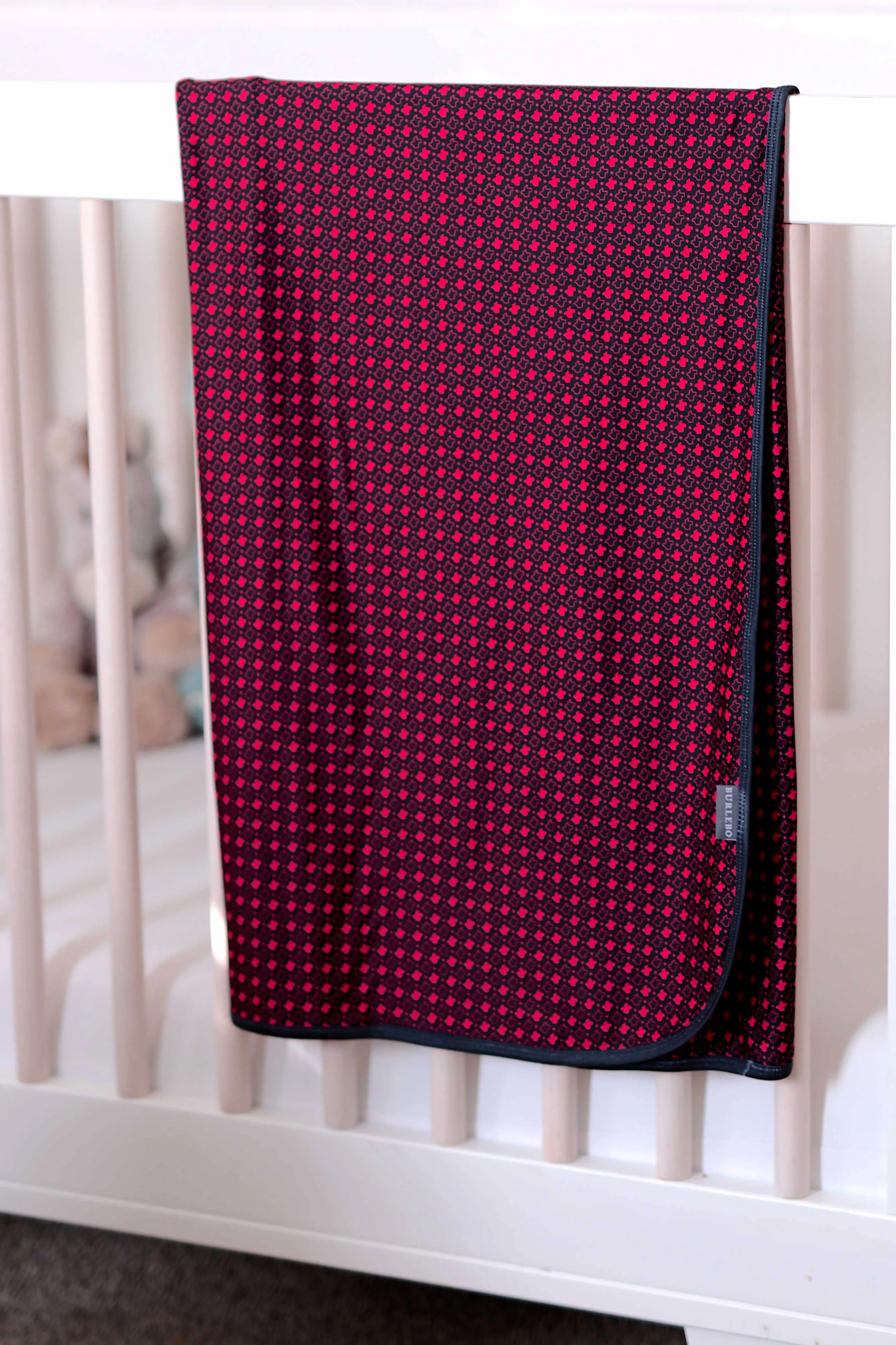 Texas Black - Swaddle
