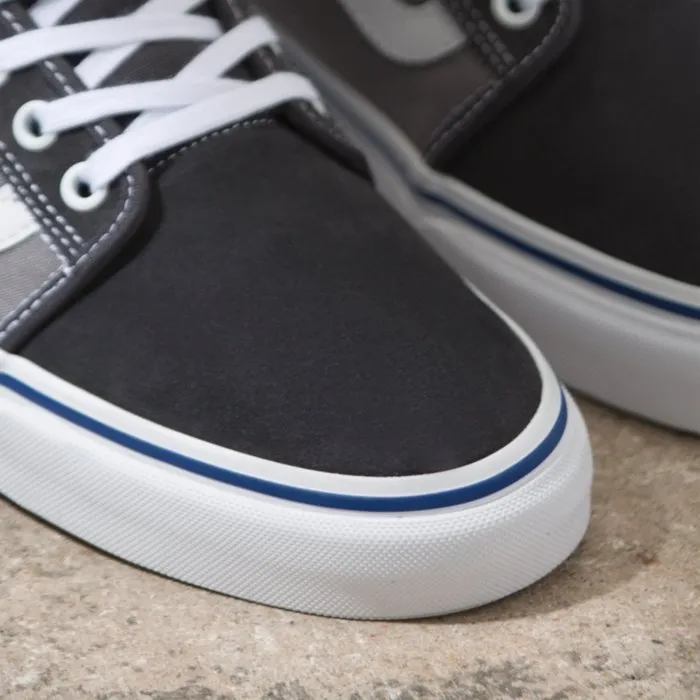 Vans Chukka Low Sidestripe Skateboard Shoe - Asphalt/Blue