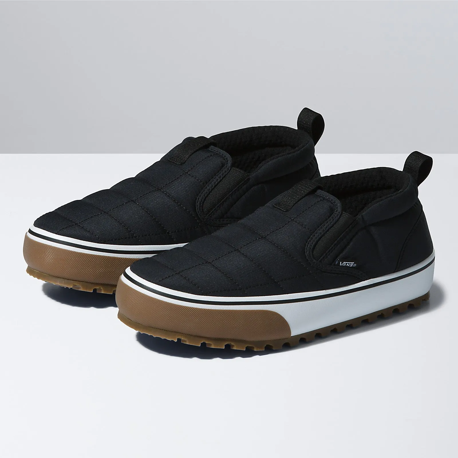 Vans Snow Lodge Mid Slipper - Quilted Black