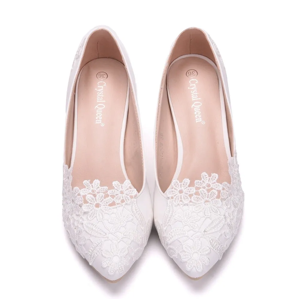 White floral lace kitten heeled wedding pumps elegant bridal shoes