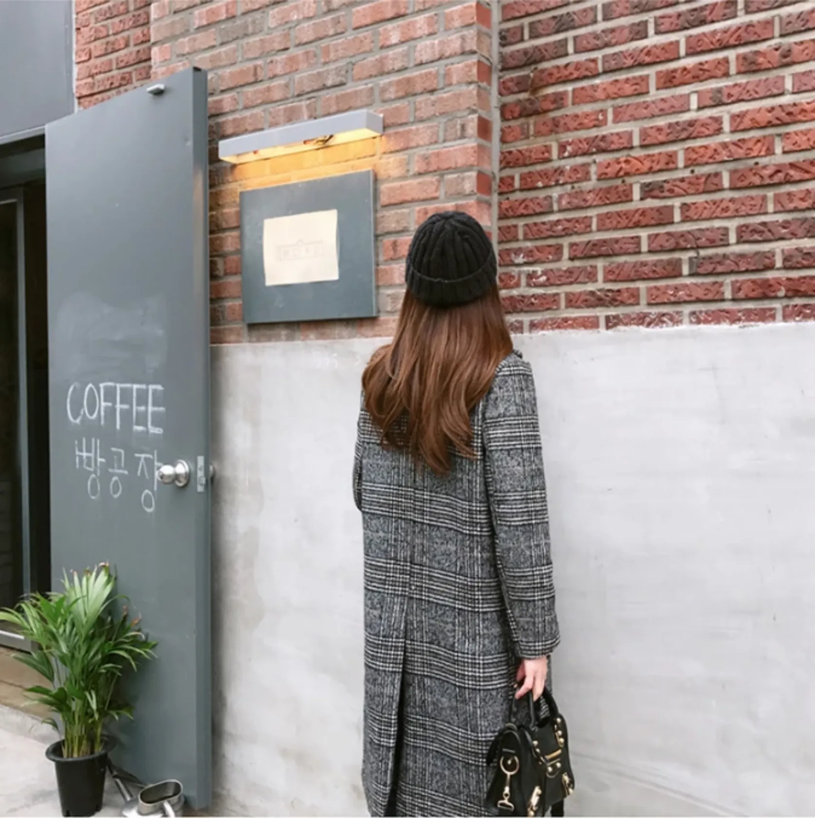 Women's Spring/Autumn Plaid Long Woolen Coat